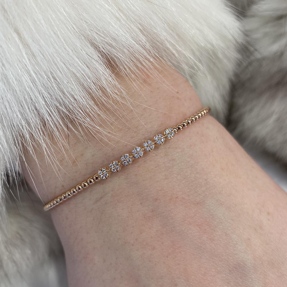 Rose Gold Diamond Station Bujukan Bangle