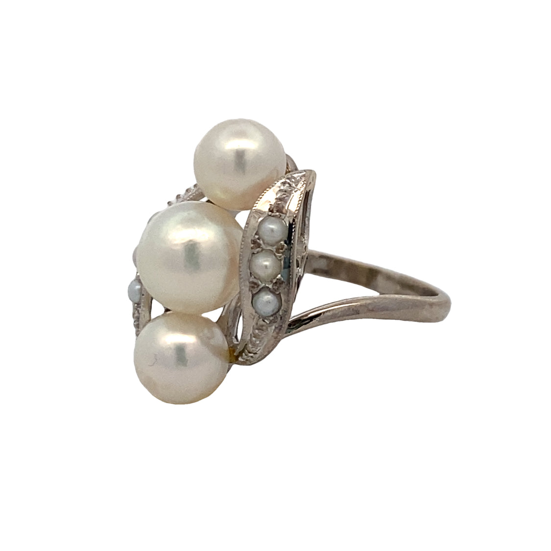 Estate Vintage Inspired Pearl Ring in White Gold