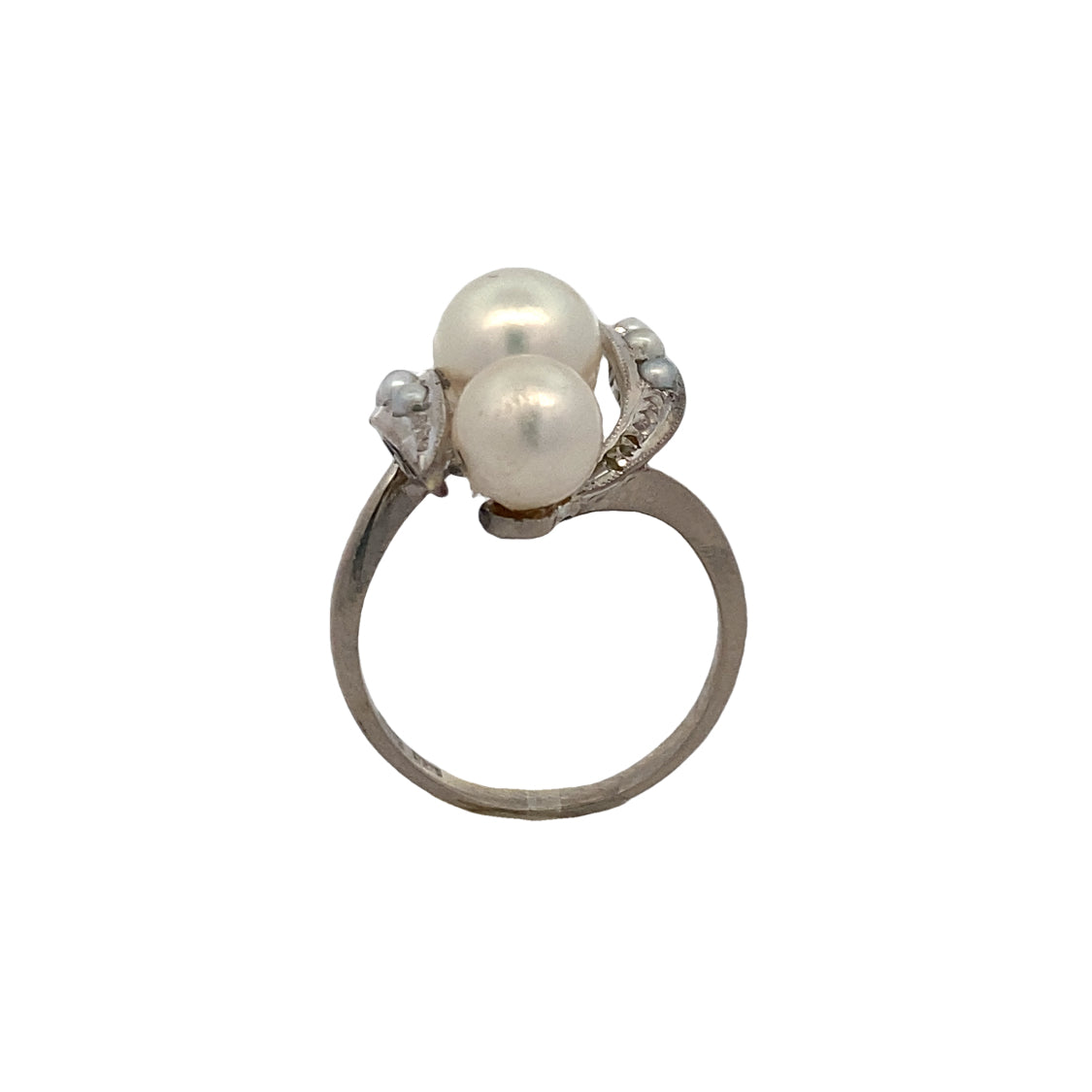 Estate Vintage Inspired Pearl Ring in White Gold